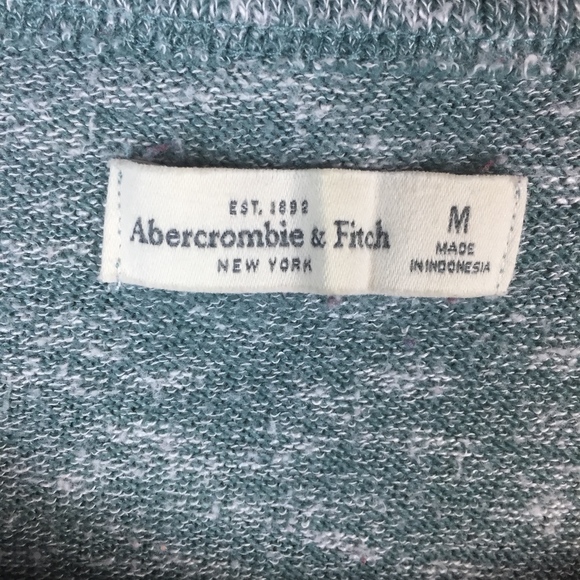 Abercrombie & Fitch LS Top - Picture 3 of 4